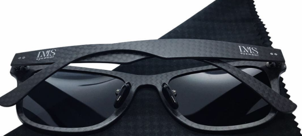 Why Do People Prefer Online Stores For Purchasing Sunglasses?